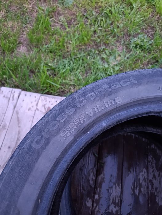 Продам пару зимней 18 резины
