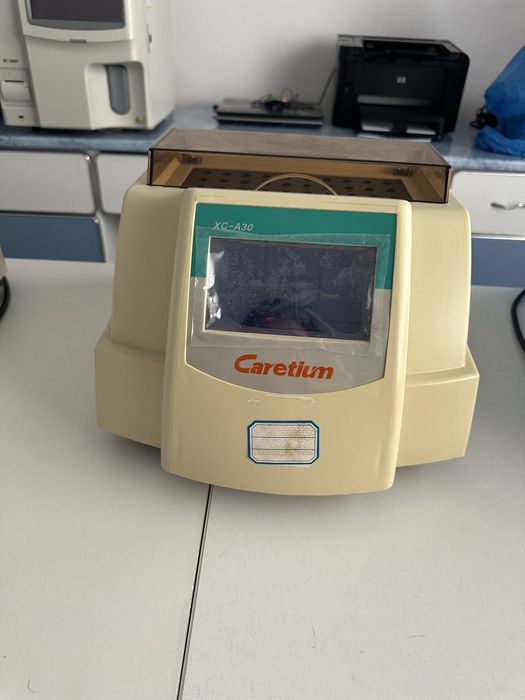 Vand analizoare pentru laboratoare de anslize medicale