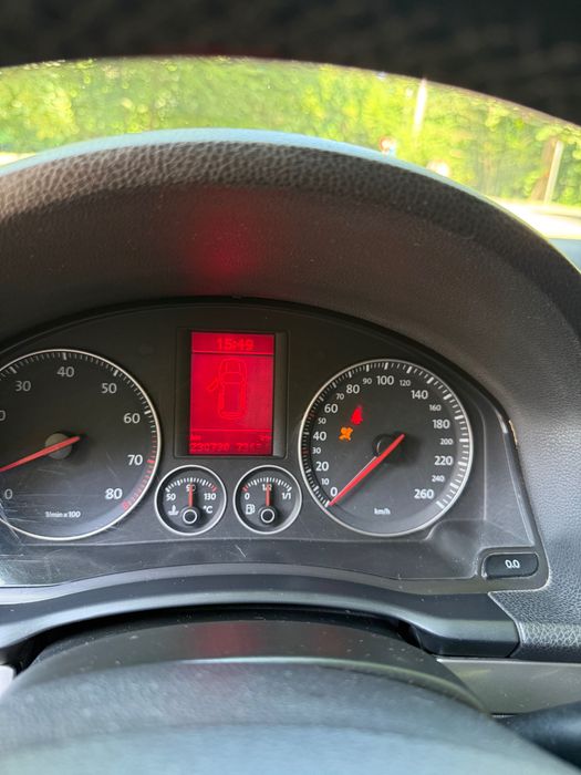 VOLKSWAGEN Golf 2005 — imagine 4
