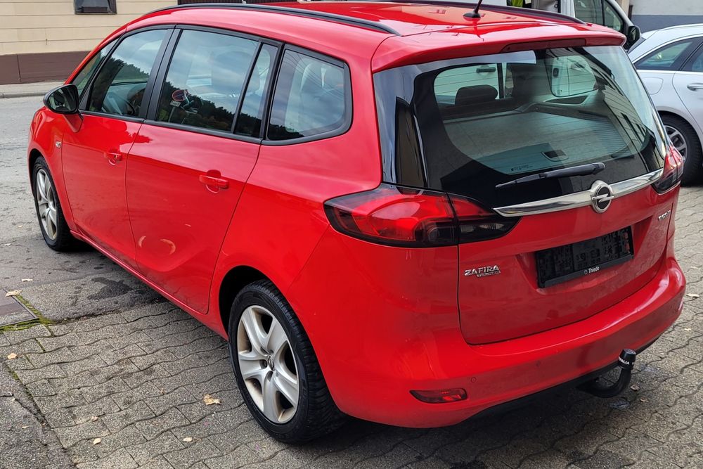 Opel zafira 2015 in  RESITA
