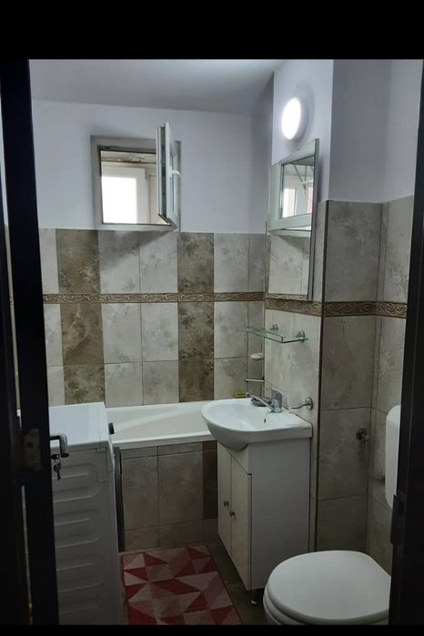 Închiriez apartament 2 camere