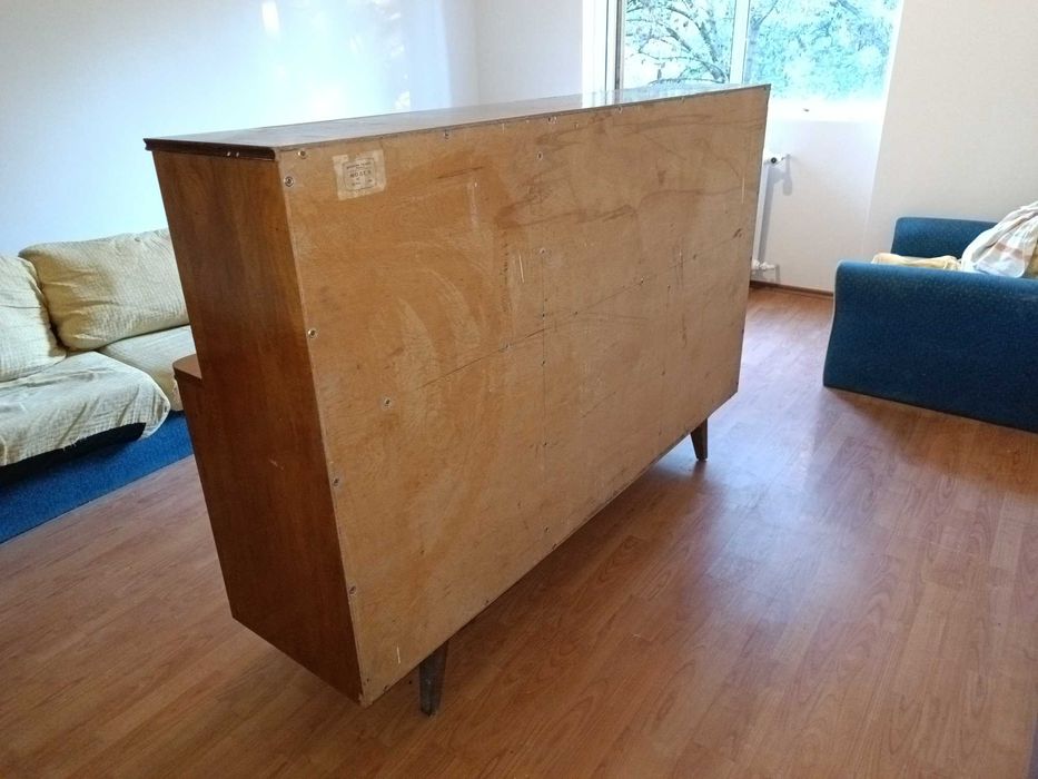 Подарявам стар скрин, бюфет