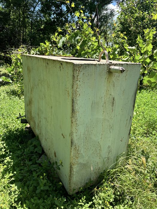 Апалубка, и емкость 2 куба вместимость