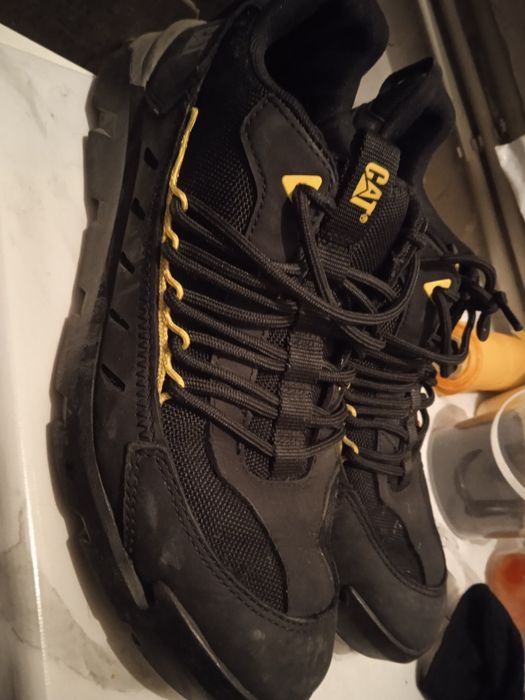 Кроссовка осень зима