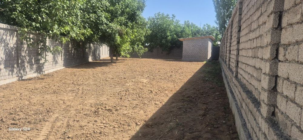 dacha qurishga joy sotiladi 6 sotix