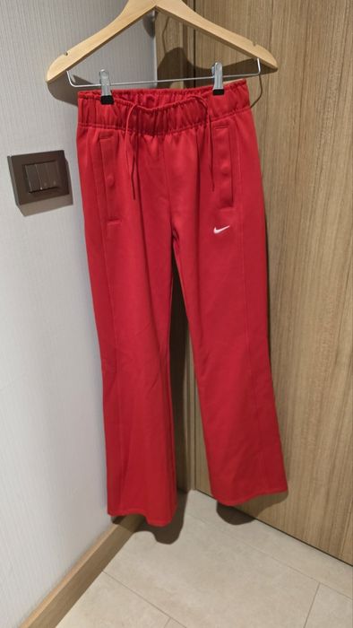 Оригинален дамски анцуг Nike S, M, XS