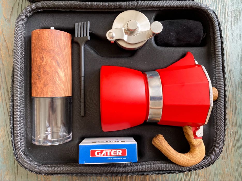 Кофеварка гейзерная подарочный набор