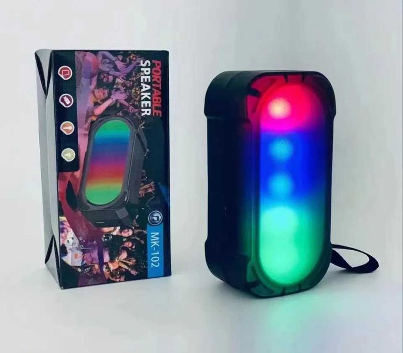 Новый блутуз колонка с подсветкой красивый отличный подарок