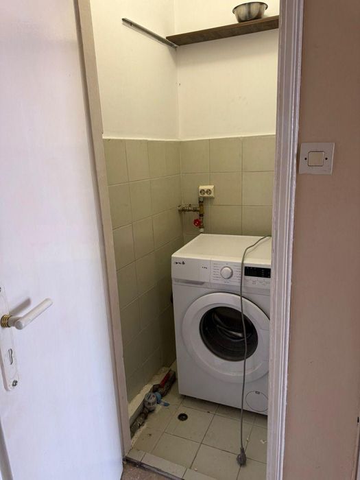 Дава се под наем Тристаен апартамент в София, Люлин 4 - 100 кв.м за 648.21 € - Снимка #9