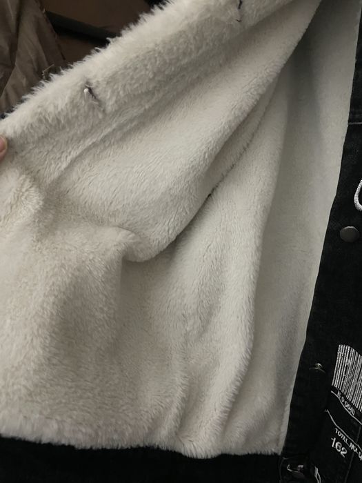 Джинсовая куртка