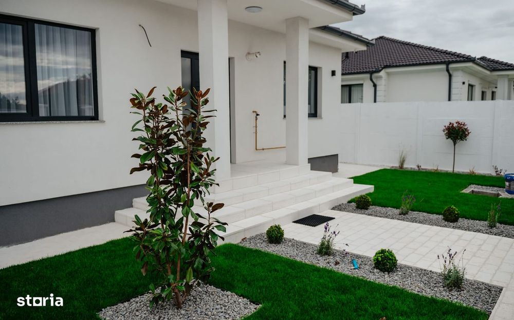 Casa noua lux,moderna si functionala,Cartier Oncea, geotermala