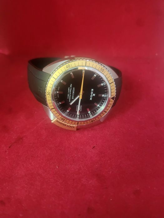 Мъжки часовник кварцов Edox