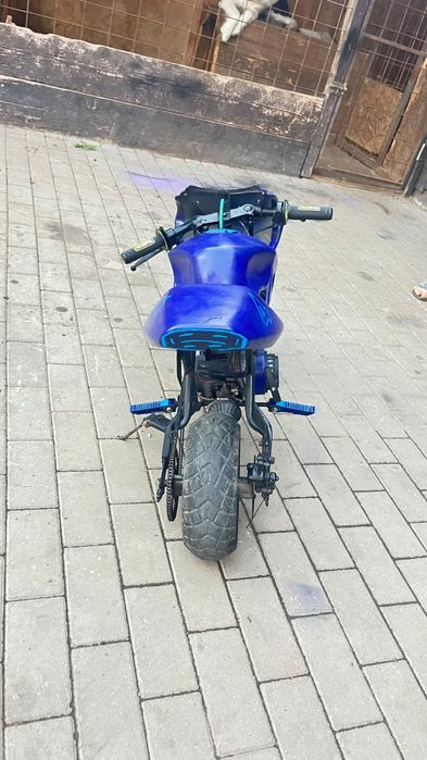 Vînd motocicletă poket bike   49cc pentru copii