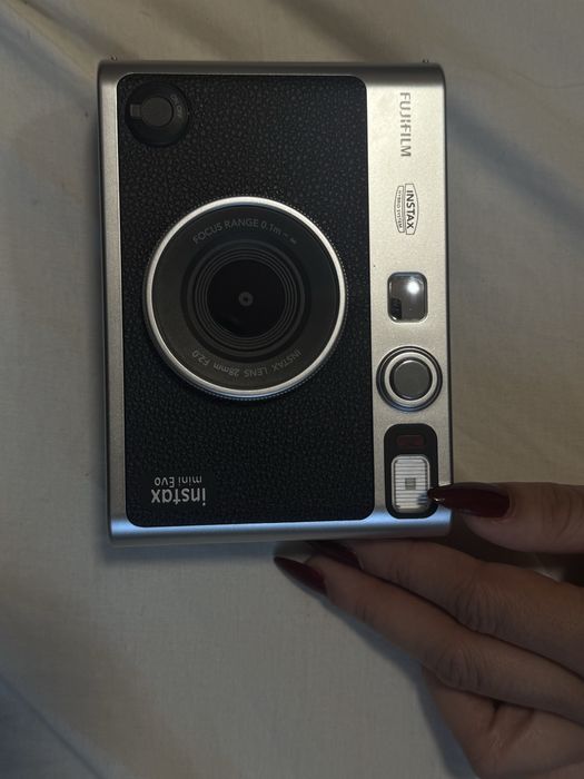 Fujifilm Instax Mini Evo Black