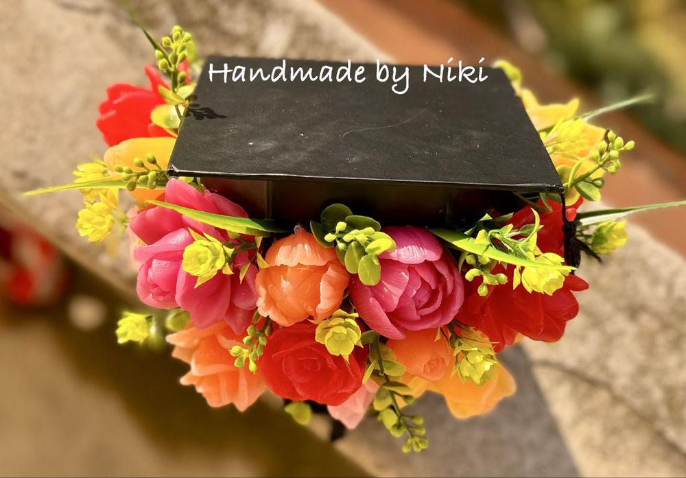 Букет за абитуриенти от ароматен глицерицеринов сапун