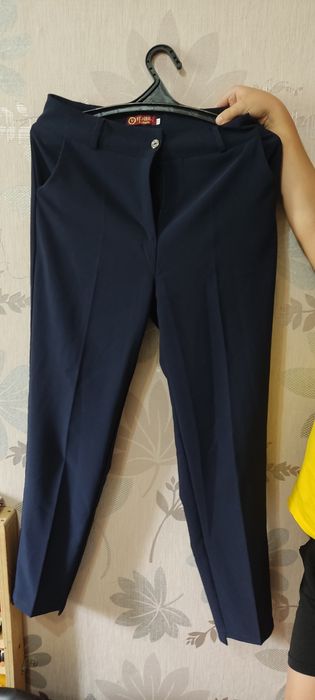 Продам школьные вещи на девочку