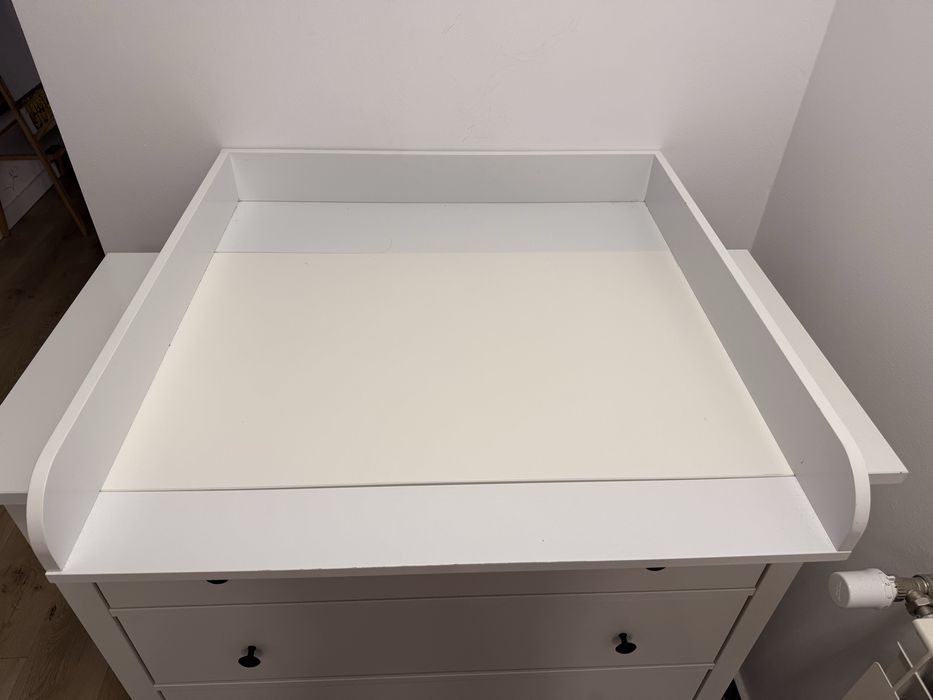 Suport masa schimbat bebe pentru comoda Hemnes Ikea