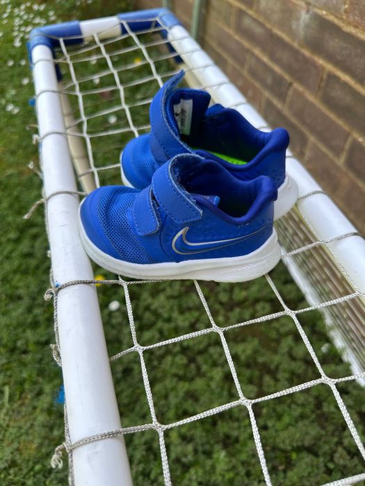 Детски маратонки различни размери