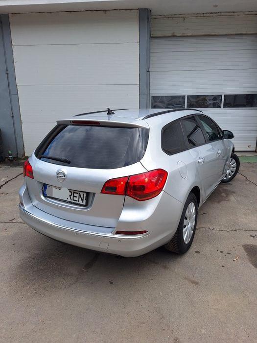 Opel Astra 1.6 cdti 2015
