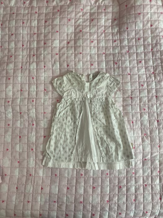 Рокли за бебе от 3 до 9 месеца.