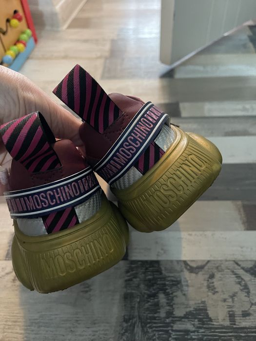 Adidasi Moschino Teddy