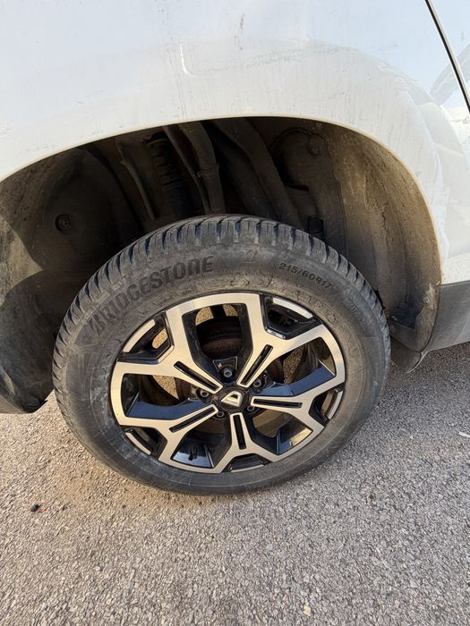 Dacia Duster 1.5 dci 2021 НА ЧАСТИ