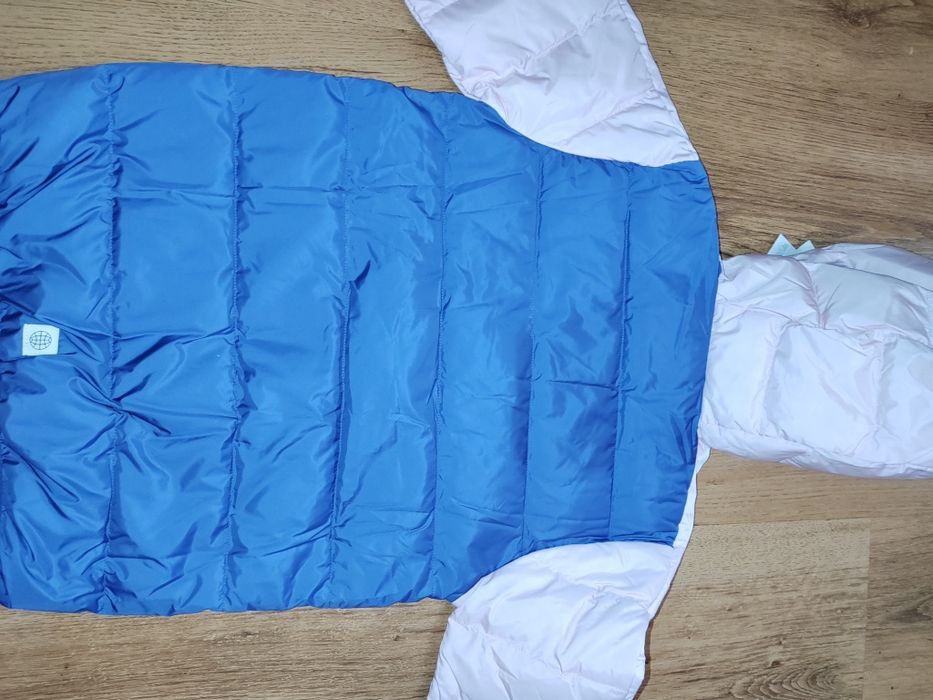 Ново яке adidas адидас 122 размер