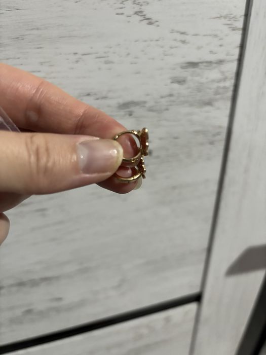 Серьги продам мед золото