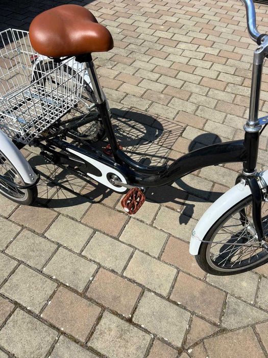 Bicicleta 3 roti pentru femei