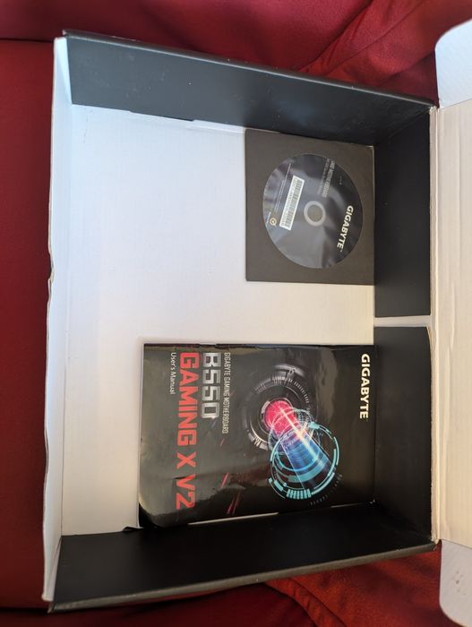 AMD Ryzen 5 5600X + дъно Gigabyte B550 Gaming X V2 + 32GB DDR4 RAM