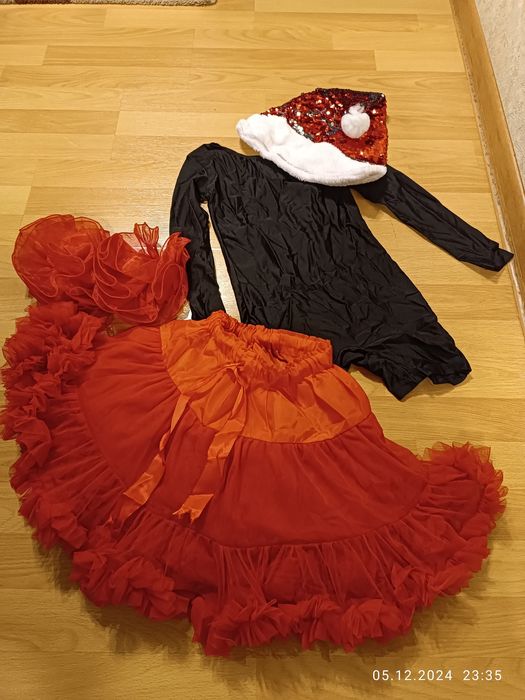 Костюм для девочки новогодний