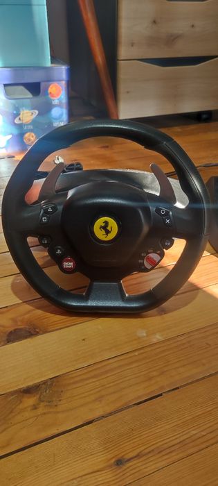 Волан Thrustmaster T80 RW FERRARI 488 GTB за Playstation 5, Playstation 4, PC
