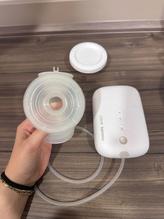 Помпа за кърма Philips Avent