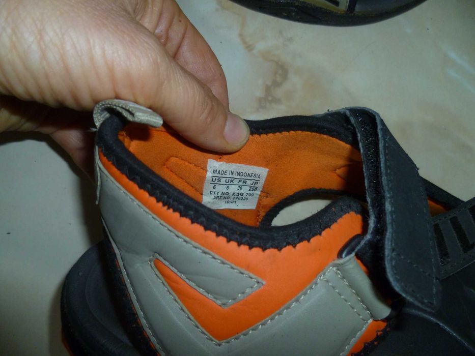 ADIDAS сандали №38