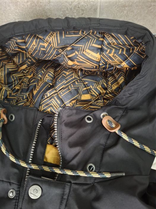 Продам зимний пуховик