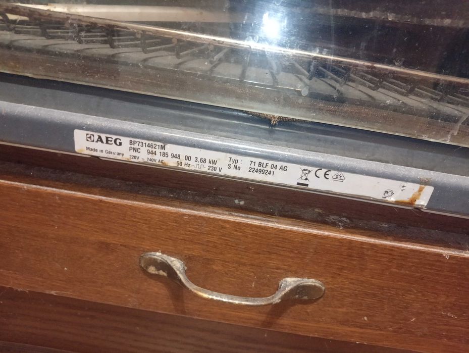 Печка AEG BP7314621M