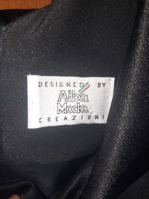 Rochie neagra eleganta