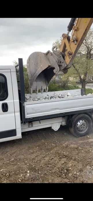 Кърти, чисти и извозва. Извозване на отпадъци от имота до сметище.