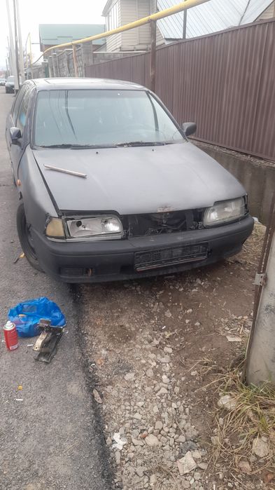 Продам машину ниссан примера