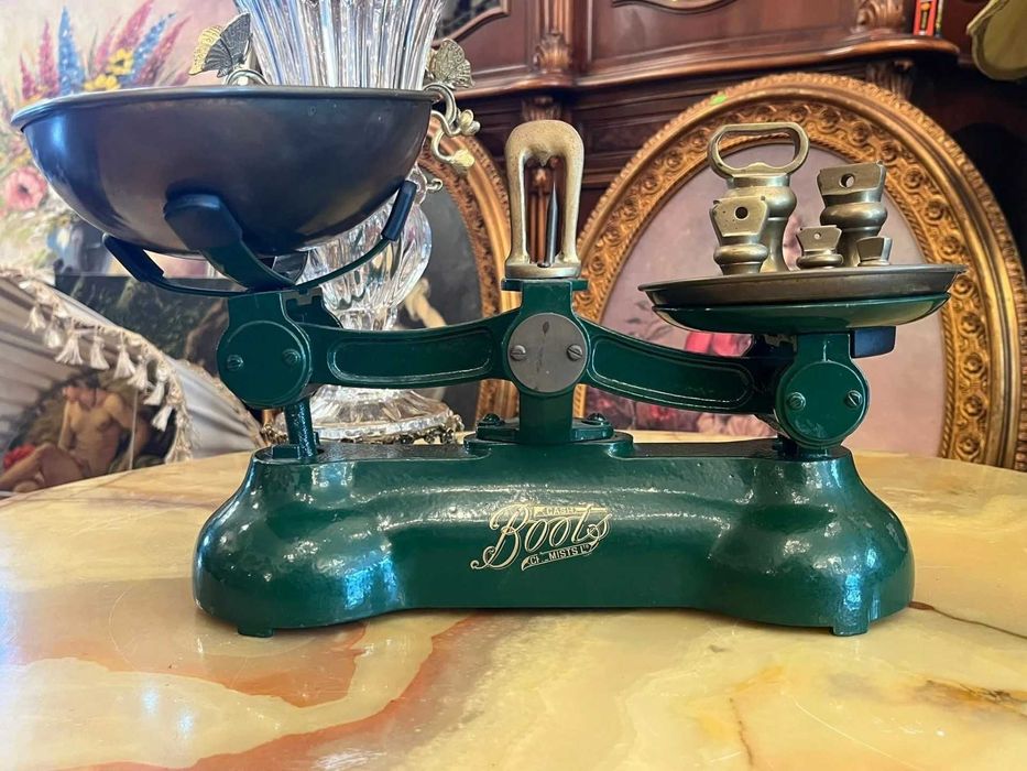 Cântar vechi tip balanță,