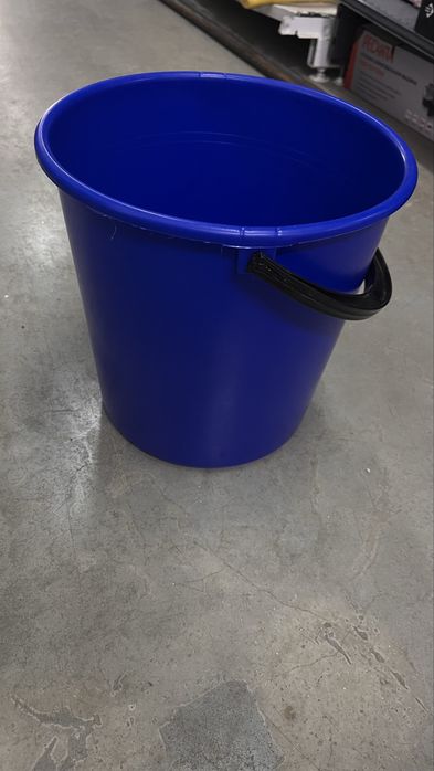 Продам баки, вёдра, бидоны