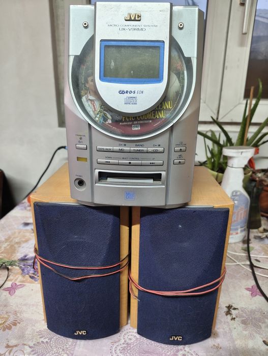 Mini sistem JVC cu CD