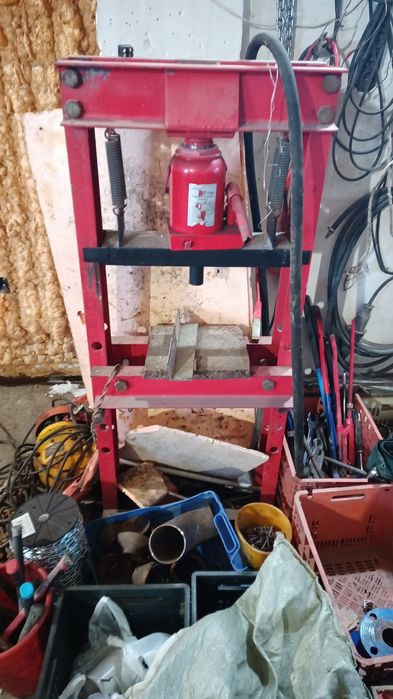 Продам пресс для сто