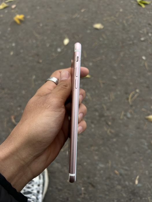 Айфон 7 плюс  на 256 гб