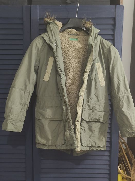 Benetton яке, размер 130 (7–8 г.)