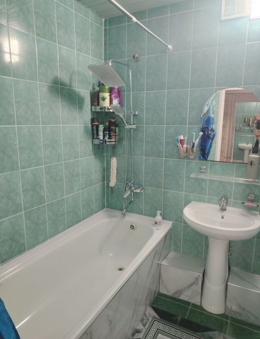 СРОЧНО! Продаётся 2*3-х комнатная квартира #1083

Район: Чиланзар
Орие