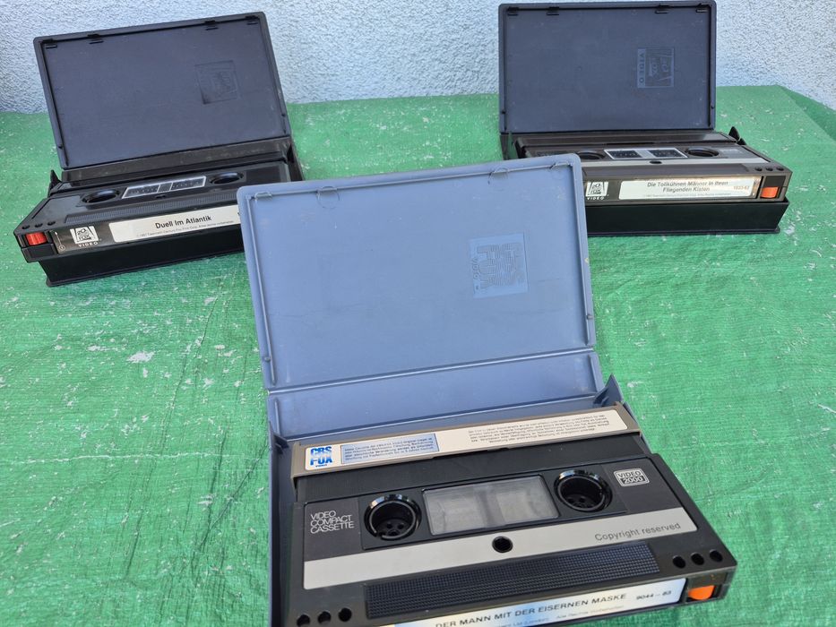 Vând 15 casete video 2000 VCC originale Grundig,Siemens,120,240,360min