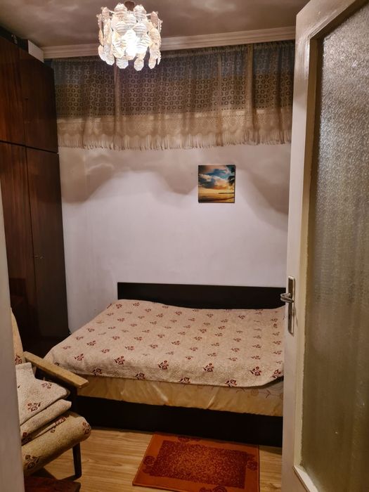 Саниран 2стаен преустроен на 3стаен в Любен Каравелов.