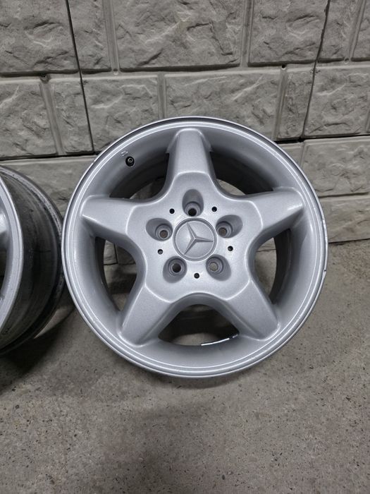 Диски Mercedes Benz 8x16 5x112 ET62 D оригинал.66
https://euroaut