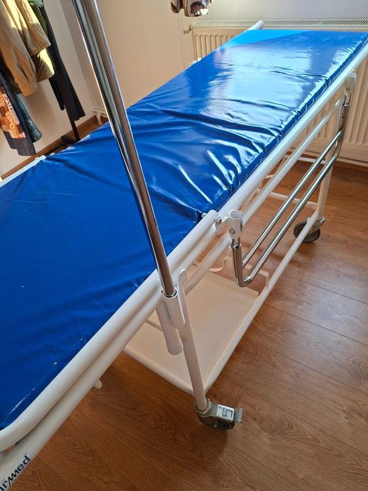 Brancard in stare excelenta putin folosit pretul este in lei si ușor